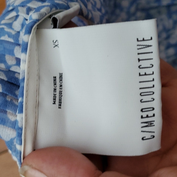 Romper - Picture 2 of 4